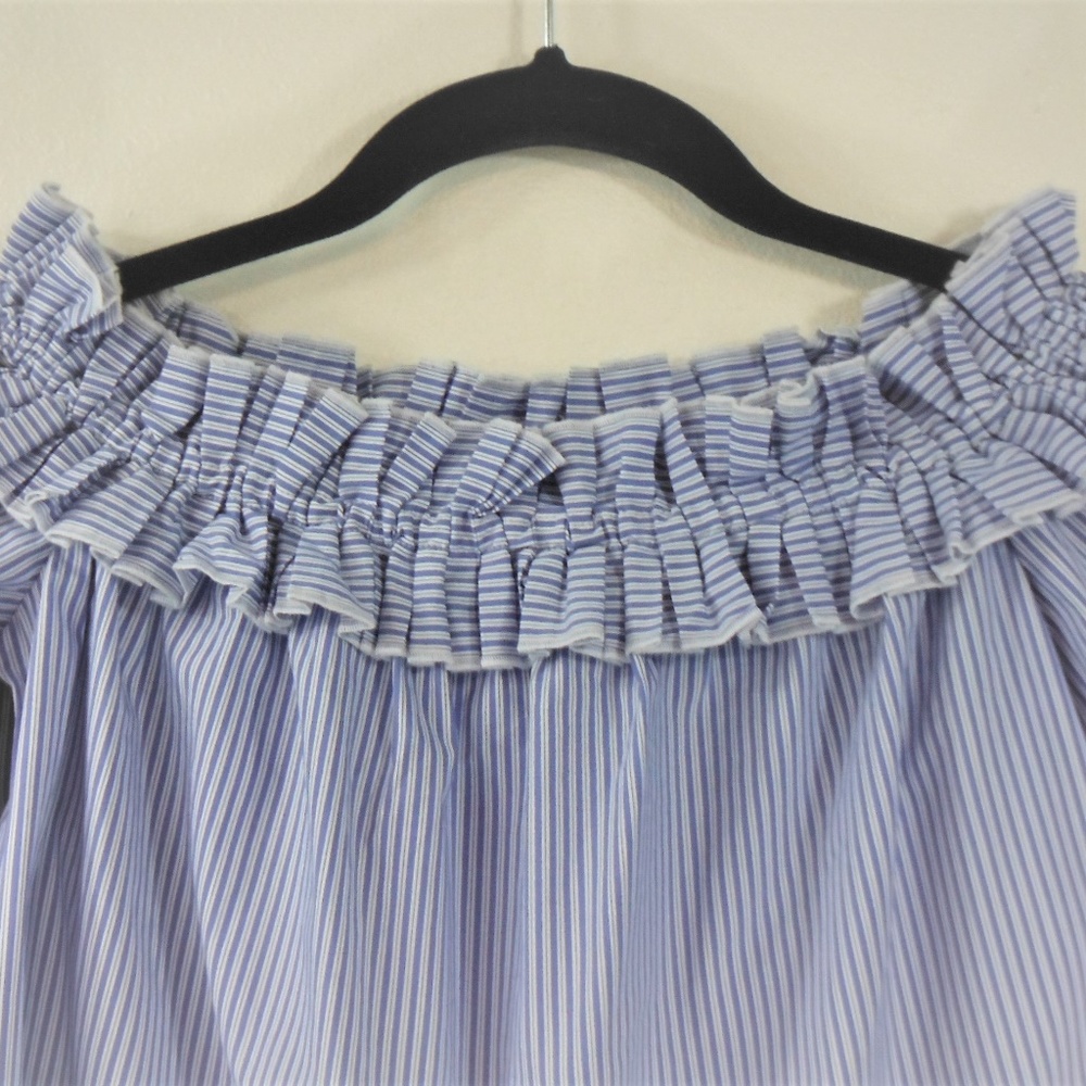 NWOT Vineyard Vines Pinstriped Off Shoulder Top - Picture 3 of 5